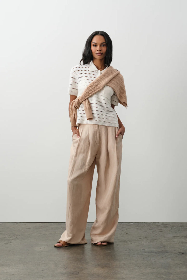 The Cropped Cashmere Cardigan - Black