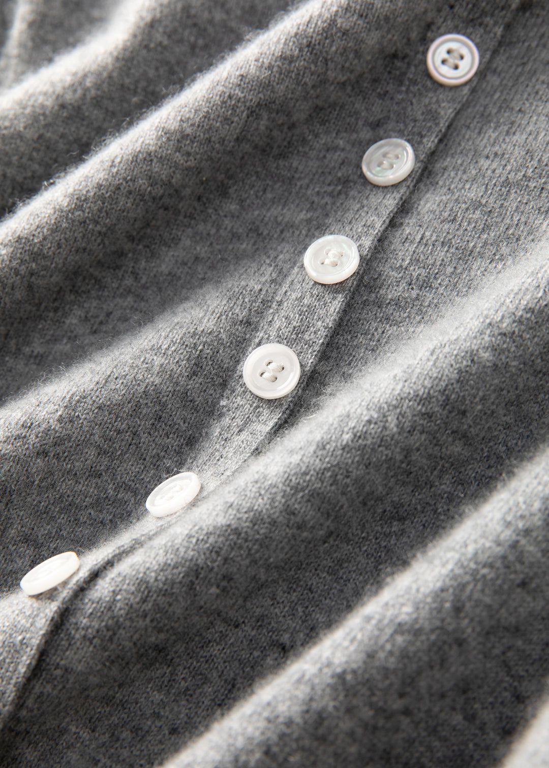 Luxury 100% Pure Cashmere Crewneck Cardigan in Heather Light Grey