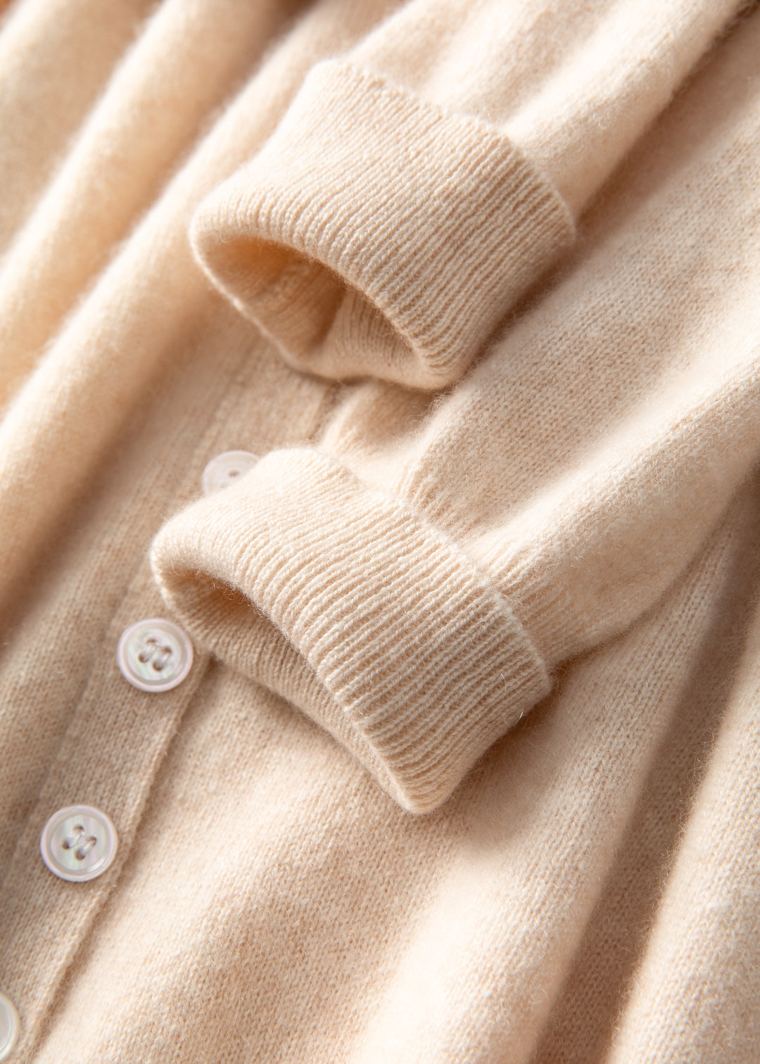 Premium Grade-A Cashmere Crewneck Cardigan - Soft Warm Taupe
