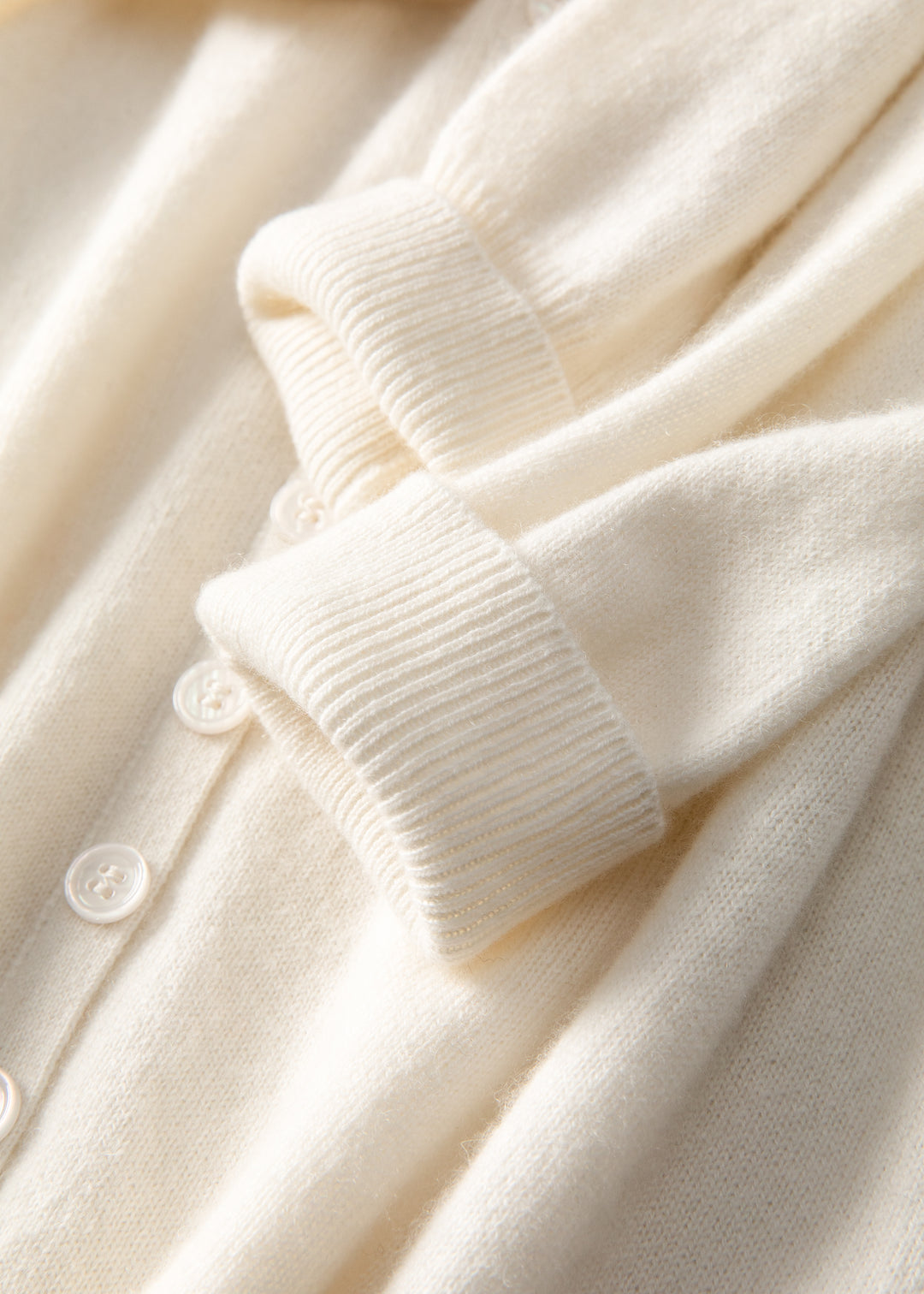 Premium Undyed Grade-A Cashmere Crewneck Cardigan - Off-White